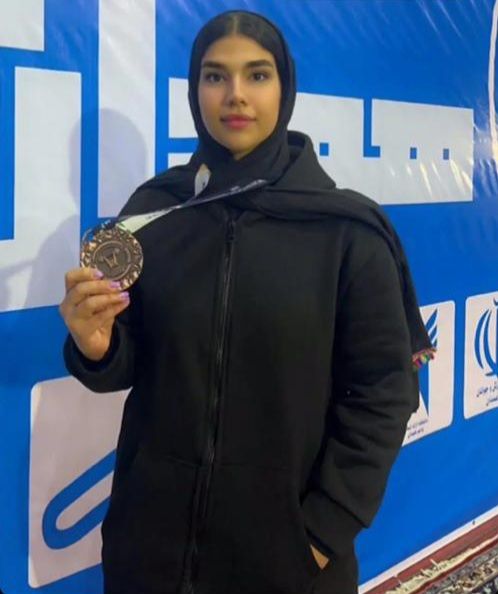 کسب مدال برنز دختر وزنه بردار بوشهری+عکس