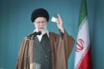 امام خامنه‌ای: اسرائیل منتظر مجازاتی سخت باشد