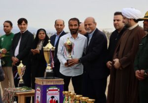 جام فوتبال روستایی در دشتی با حضور گلزنان دربی پایتخت