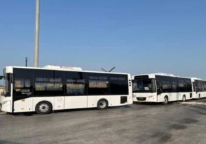 ۱۰ دستگاه میدل‌باس در خیابانهای شهر بوشهر+تصویر