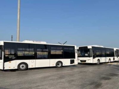 ۱۰ دستگاه میدل‌باس در خیابانهای شهر بوشهر+تصویر