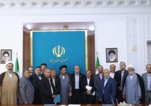 درخواست های نمایندگان بوشهر از رئیس جمهور + تصویر