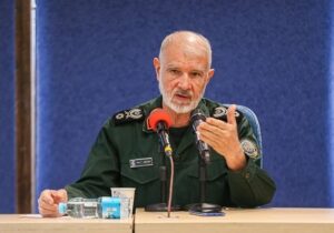 سردار اسدی: حضور ناوهواپیمابر در منطقه تبلیغاتی است