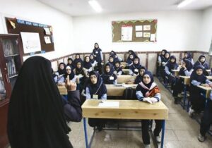 فوران دانش آموز در جم!